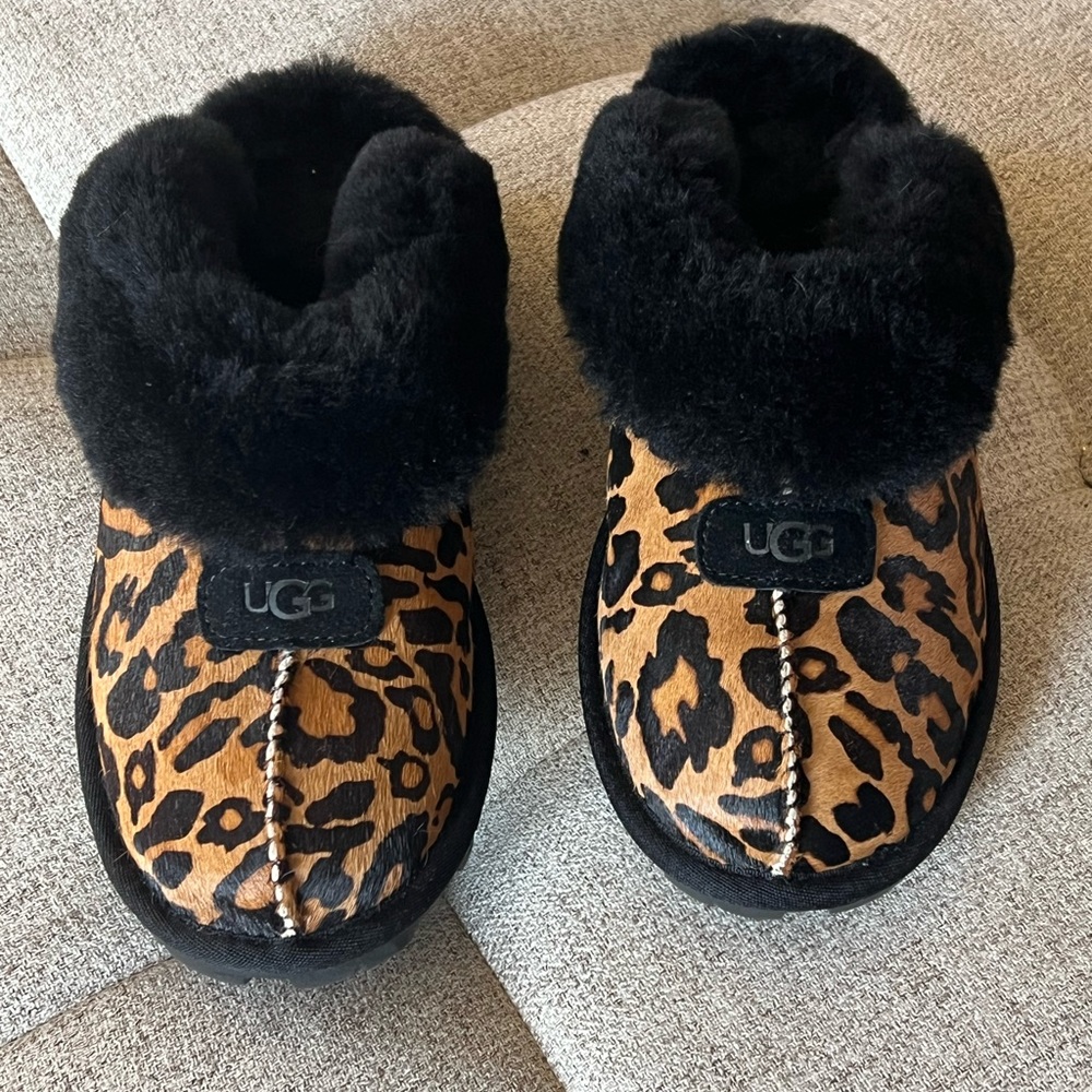 Women’s UGG Coquette Panther slippers size 8